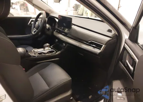 2025 Mitsubishi Outlander Es 2.5 S-Awc from USA, damaged, VIN JA4J4UA84SZ018661